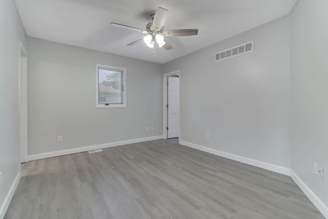 Tiny photo for 1301 W Wood Street, Bloomington, IL 61701 (MLS # 12749460)