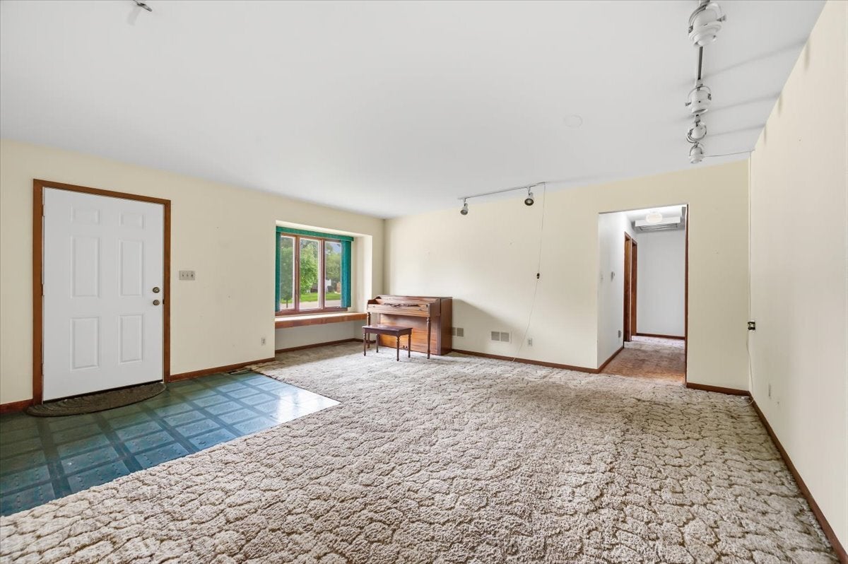 482 Pinewood Drive