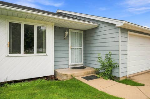Tiny photo for 482 Pinewood Drive, North Aurora, IL 60542 (MLS # 12732133)