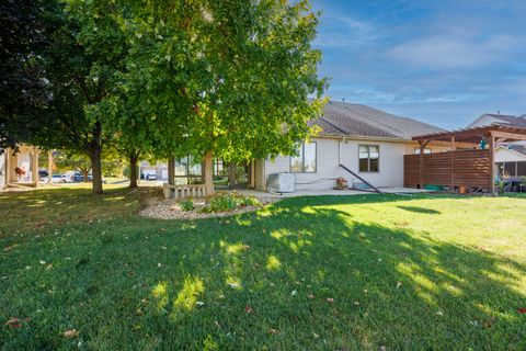 Tiny photo for 1414B Tamarack Cc Trail, Normal, IL 61761 (MLS # 12492048)