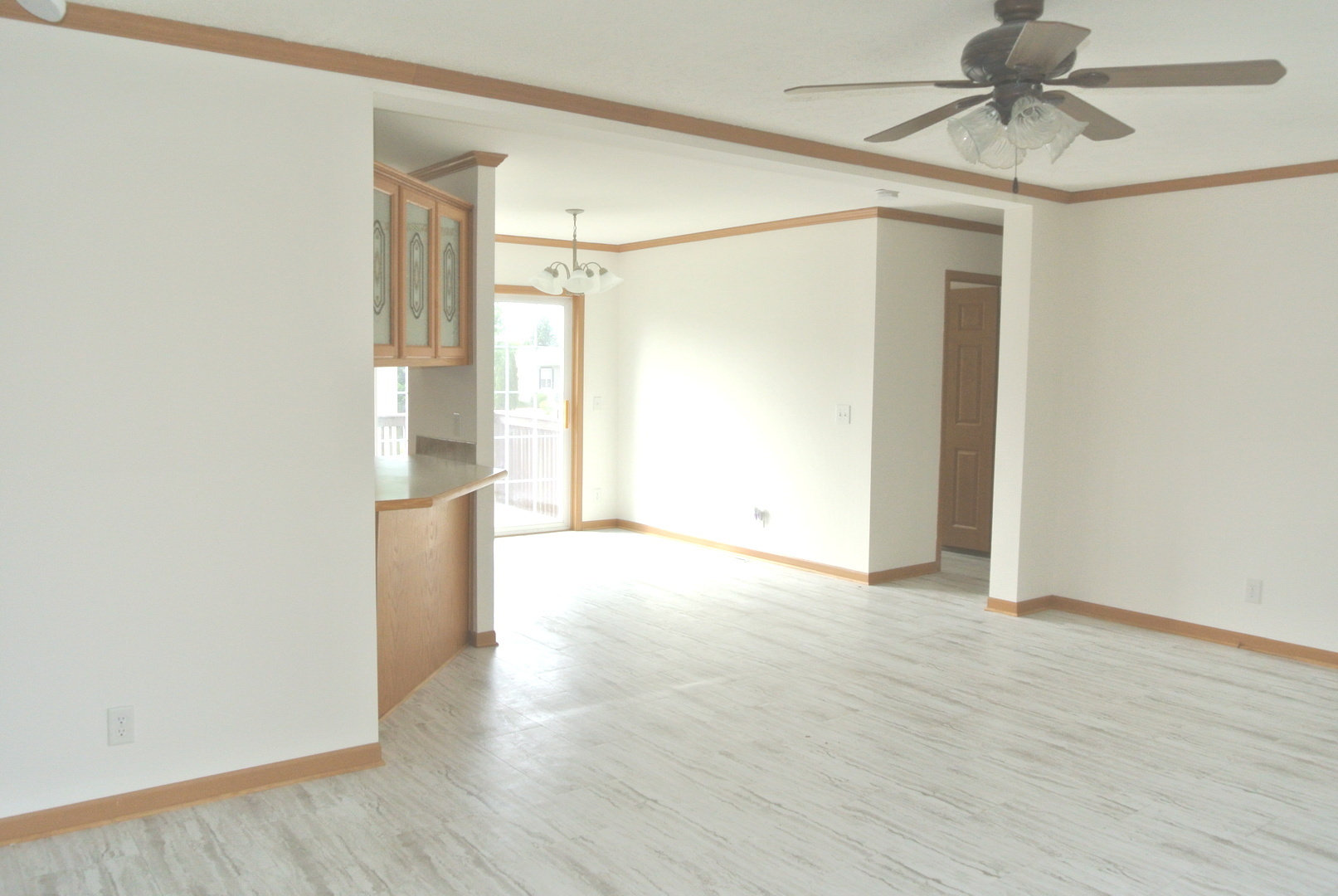 894 Meadowlark Circle