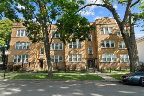 Photo of 3752 W Giddings Street #3, Chicago, IL 60625 (MLS # 12460529)