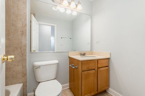 Tiny photo for 1238 W PRATT Boulevard #1A, Chicago, IL 60626 (MLS # 12532925)