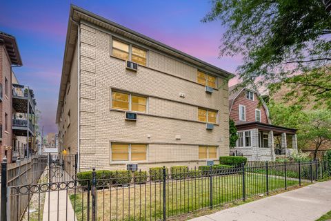 Tiny photo for 1238 W PRATT Boulevard #1A, Chicago, IL 60626 (MLS # 12532925)