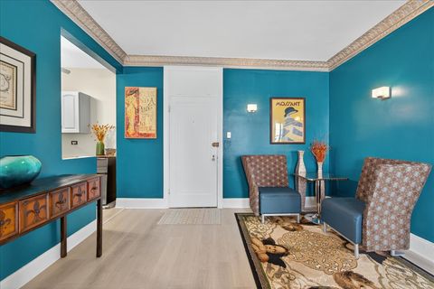 Tiny photo for 6101 N Sheridan Road #12E, Chicago, IL 60660 (MLS # 12450523)