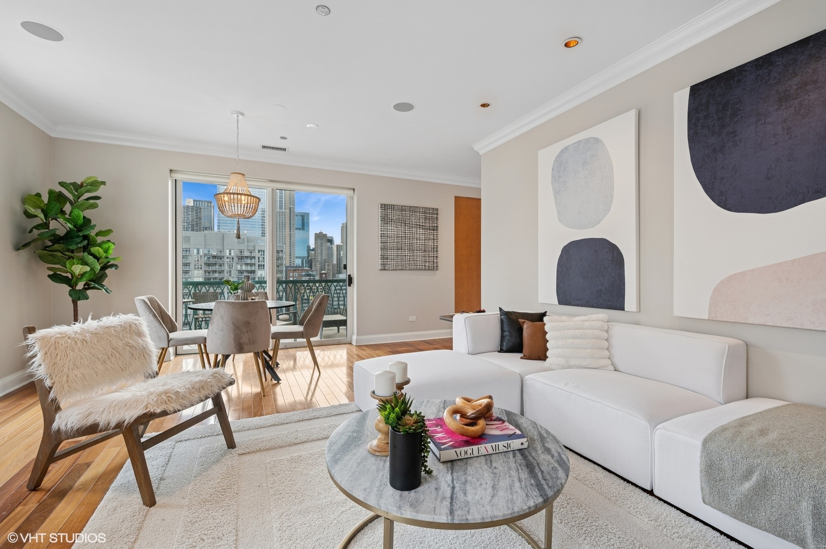 60 W Erie Street 1501
