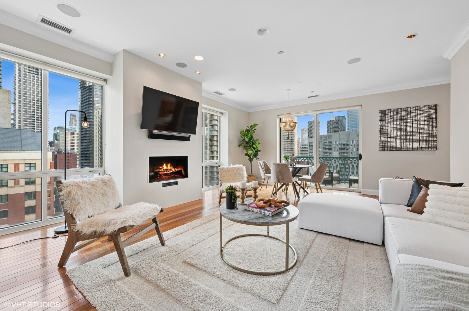 60 W Erie Street 1501