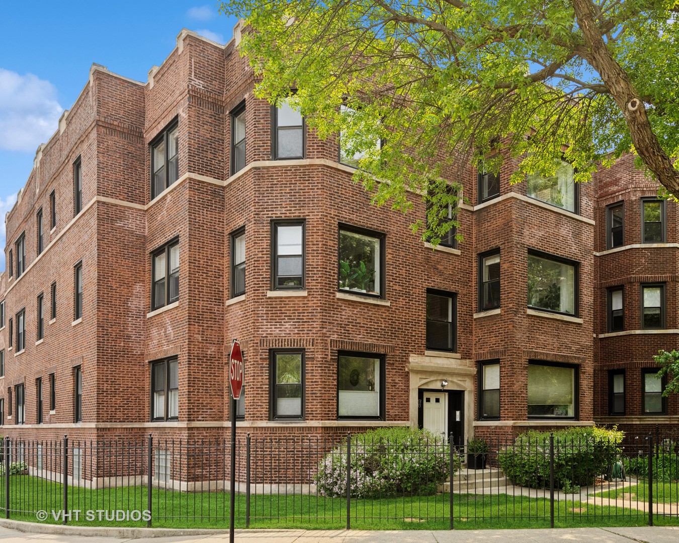 4755 N Beacon Street 3