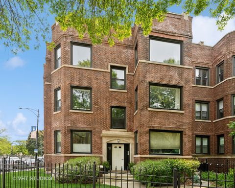 4755 N Beacon Street 3 Chicago IL 60640