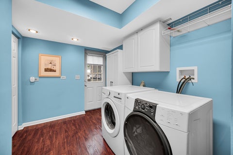 Tiny photo for 557 W Crockett Avenue, Elmhurst, IL 60126 (MLS # 12628053)