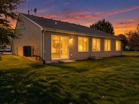 Tiny photo for 756 Glen Cove Lane, Pingree Grove, IL 60140 (MLS # 12780568)