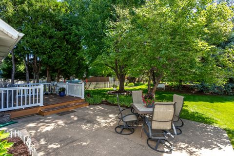 Tiny photo for 4621 Hamilton Drive, Davenport, IA 52807 (MLS # 12679266)