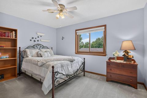 Tiny photo for 4621 Hamilton Drive, Davenport, IA 52807 (MLS # 12679266)