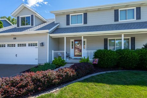 Tiny photo for 4621 Hamilton Drive, Davenport, IA 52807 (MLS # 12679266)