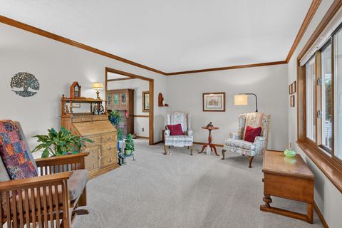 Tiny photo for 4621 Hamilton Drive, Davenport, IA 52807 (MLS # 12679266)