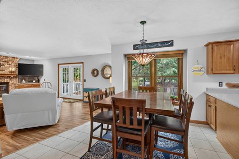 Tiny photo for 4621 Hamilton Drive, Davenport, IA 52807 (MLS # 12679266)