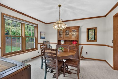 Tiny photo for 4621 Hamilton Drive, Davenport, IA 52807 (MLS # 12679266)