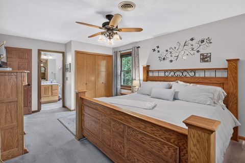 Tiny photo for 4621 Hamilton Drive, Davenport, IA 52807 (MLS # 12679266)