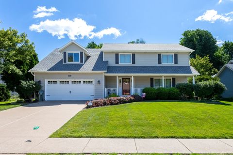 Photo of 4621 Hamilton Drive, Davenport, IA 52807 (MLS # 12679266)