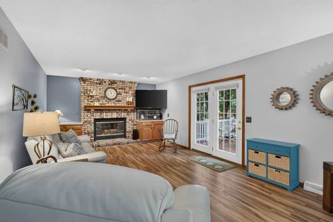 Tiny photo for 4621 Hamilton Drive, Davenport, IA 52807 (MLS # 12679266)
