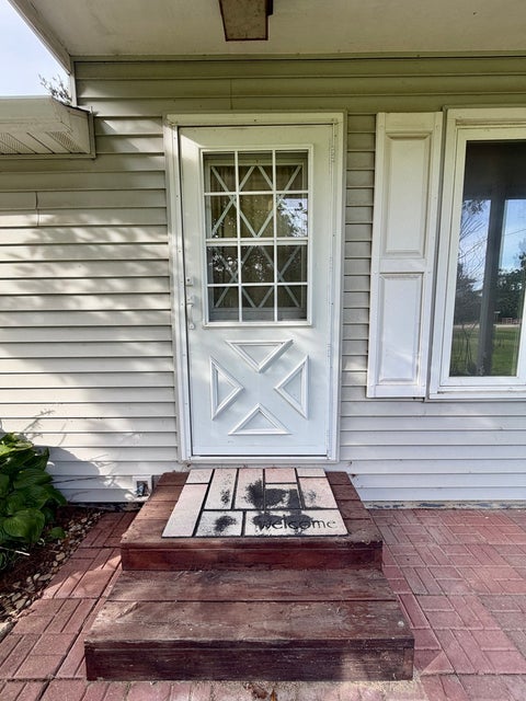 Tiny photo for 21408 Lincoln Road, Sterling, IL 61081 (MLS # 12772529)