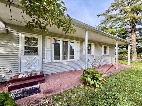 Tiny photo for 21408 Lincoln Road, Sterling, IL 61081 (MLS # 12772529)