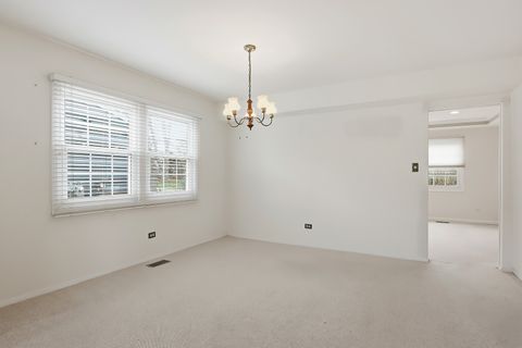 Tiny photo for 393 Indian Hill Drive, Buffalo Grove, IL 60089 (MLS # 12600322)