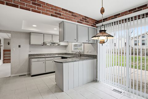 Tiny photo for 393 Indian Hill Drive, Buffalo Grove, IL 60089 (MLS # 12600322)