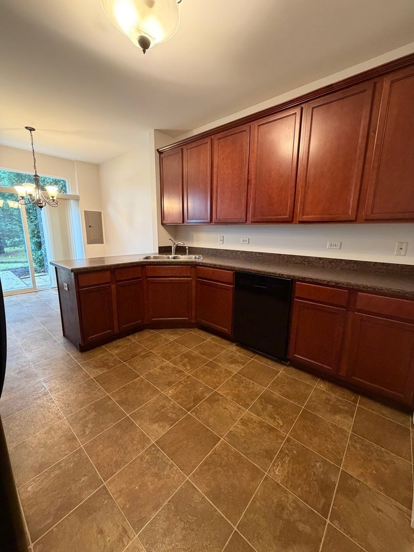4917 Montauk Drive 4917