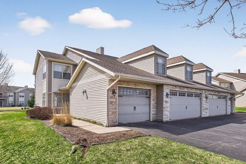 Photo of 941 Arvle Circle #941, Sycamore, IL 60178 (MLS # 12598336)