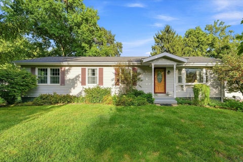 Tiny photo for 808 Warren Street, Henry, IL 61537 (MLS # 12756794)