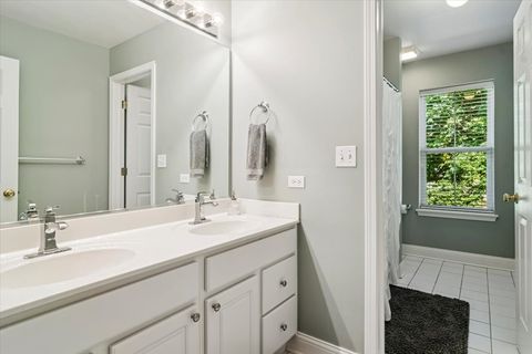 Tiny photo for 339 Lasalle Street, Vernon Hills, IL 60061 (MLS # 12470840)