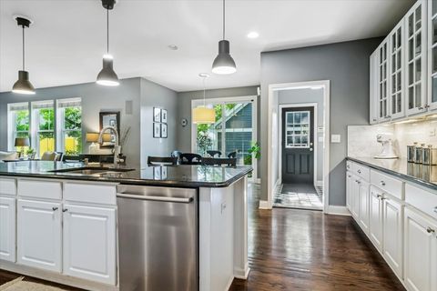 Tiny photo for 339 Lasalle Street, Vernon Hills, IL 60061 (MLS # 12470840)