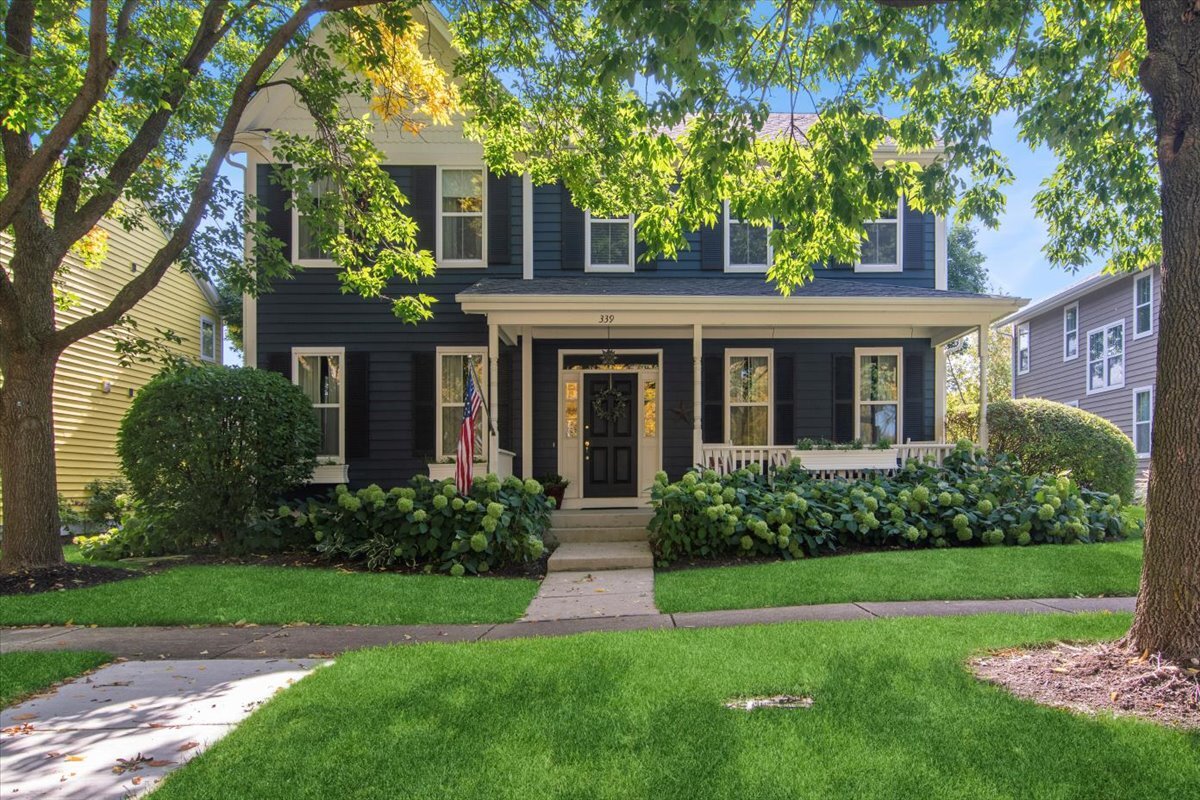339 Lasalle Street