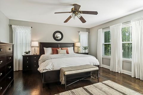 Tiny photo for 339 Lasalle Street, Vernon Hills, IL 60061 (MLS # 12470840)