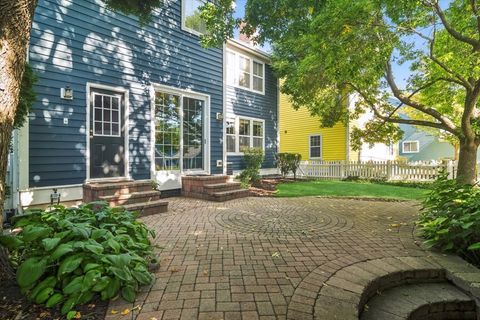 Tiny photo for 339 Lasalle Street, Vernon Hills, IL 60061 (MLS # 12470840)