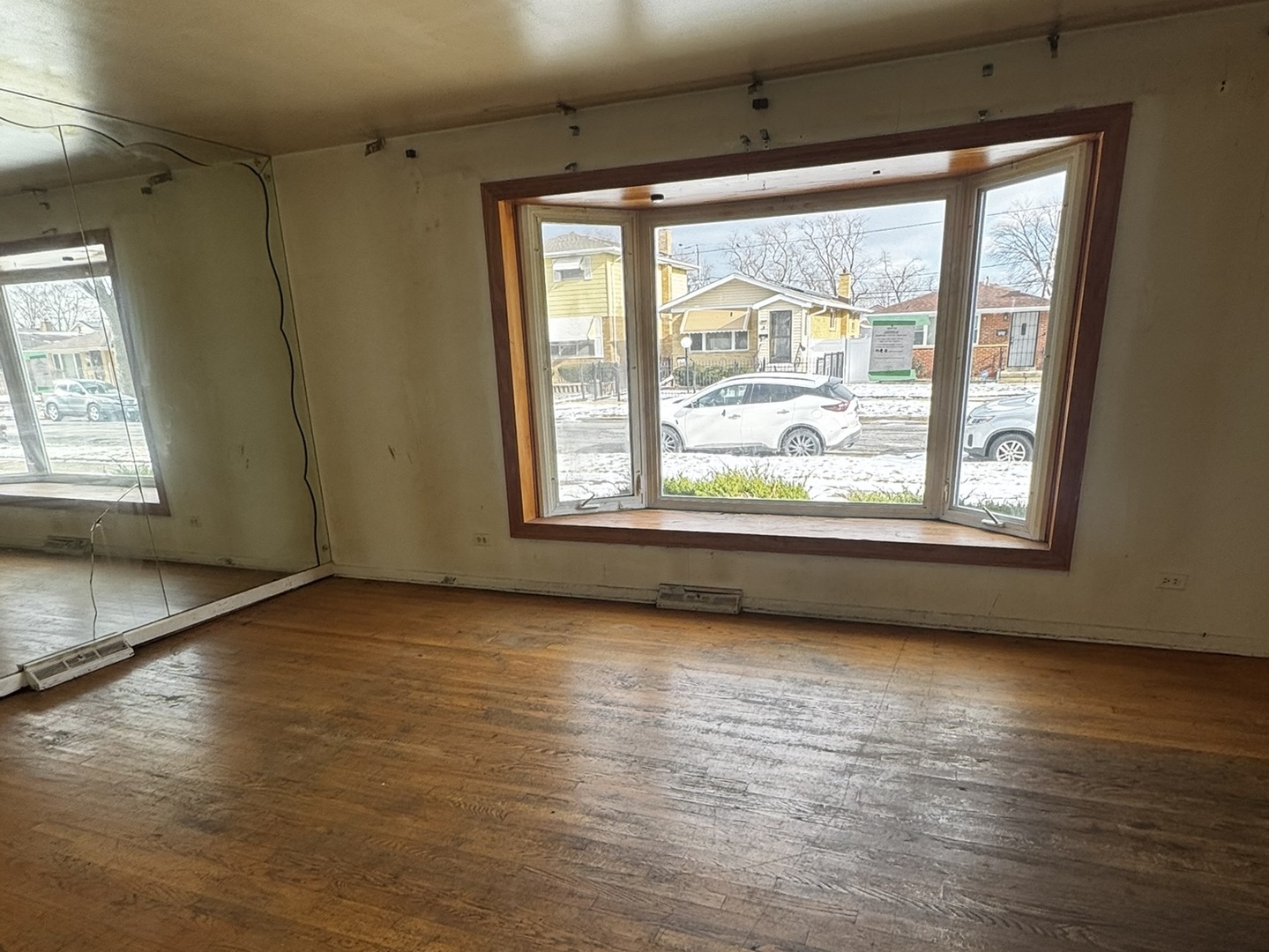 11526 S Laflin Street