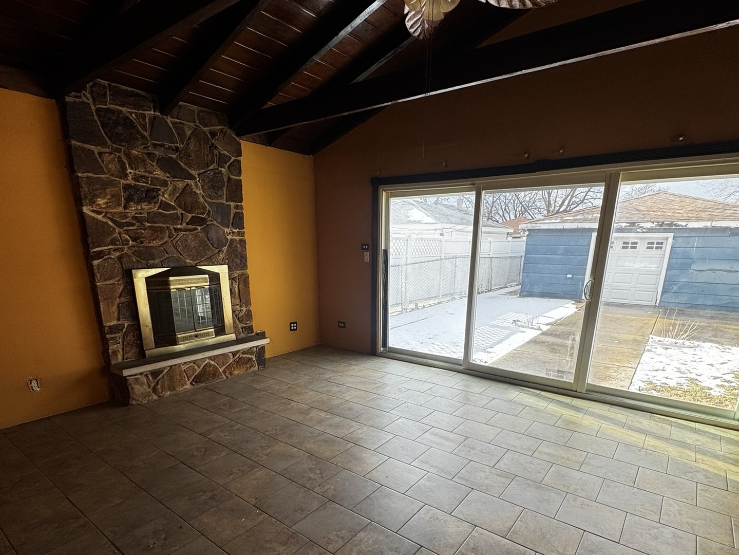 11526 S Laflin Street