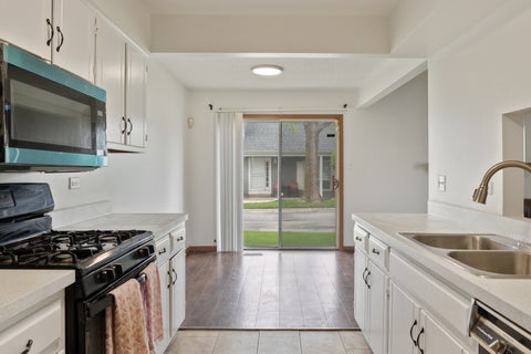 Tiny photo for 19401 Hickory Place, Country Club Hills, IL 60478 (MLS # 12765175)