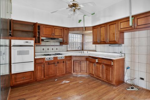 Tiny photo for 8330 S Essex Avenue, Chicago, IL 60617 (MLS # 12558084)