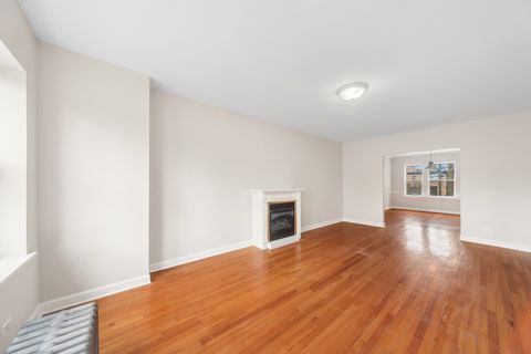 Tiny photo for 2002 W Estes Avenue #1, Chicago, IL 60645 (MLS # 12589999)