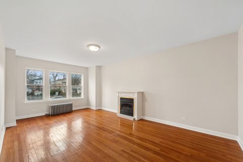 Tiny photo for 2002 W Estes Avenue #1, Chicago, IL 60645 (MLS # 12589999)