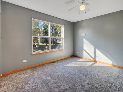 Tiny photo for 1228 Pennsylvania Avenue, Winthrop Harbor, IL 60096 (MLS # 12495091)