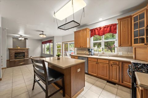 Tiny photo for 1228 Pennsylvania Avenue, Winthrop Harbor, IL 60096 (MLS # 12495091)