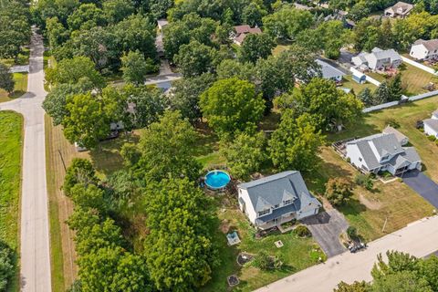 Tiny photo for 1228 Pennsylvania Avenue, Winthrop Harbor, IL 60096 (MLS # 12495091)