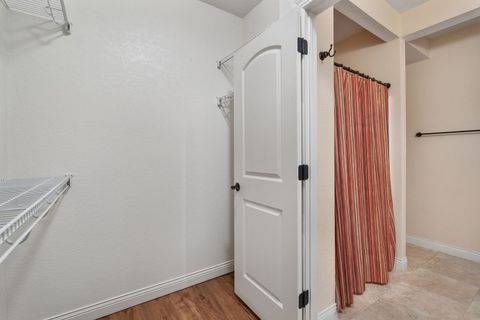 Tiny photo for 5310 Baraboo Court, Davenport, IA 52804 (MLS # 12625971)