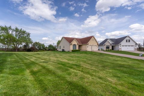 Tiny photo for 5310 Baraboo Court, Davenport, IA 52804 (MLS # 12625971)