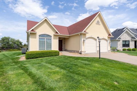 Tiny photo for 5310 Baraboo Court, Davenport, IA 52804 (MLS # 12625971)