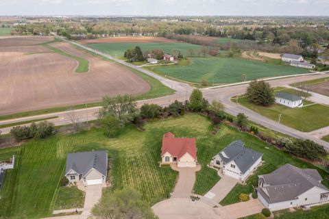 Tiny photo for 5310 Baraboo Court, Davenport, IA 52804 (MLS # 12625971)