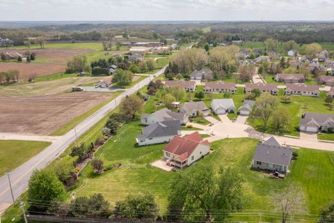 Tiny photo for 5310 Baraboo Court, Davenport, IA 52804 (MLS # 12625971)